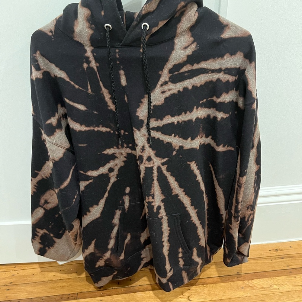 Oversized black tie-dye hoodie - size L